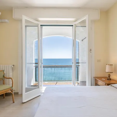 The Sound Of The Sea By Wonderful Italy Apartman San Remo