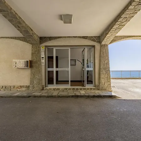 The Sound Of The Sea By Wonderful Italy Apartamento San Remo